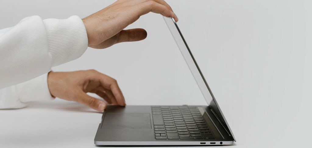 Como se troca uma tela de notebook Acer?